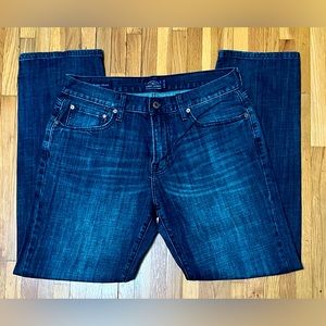 Lucky Brand Men’s 221 Original Straight Jeans. 34x32. Dark Blue.